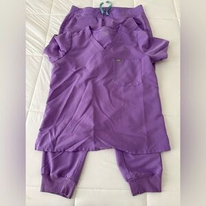 Lilac Dawn Figs Scrub Set